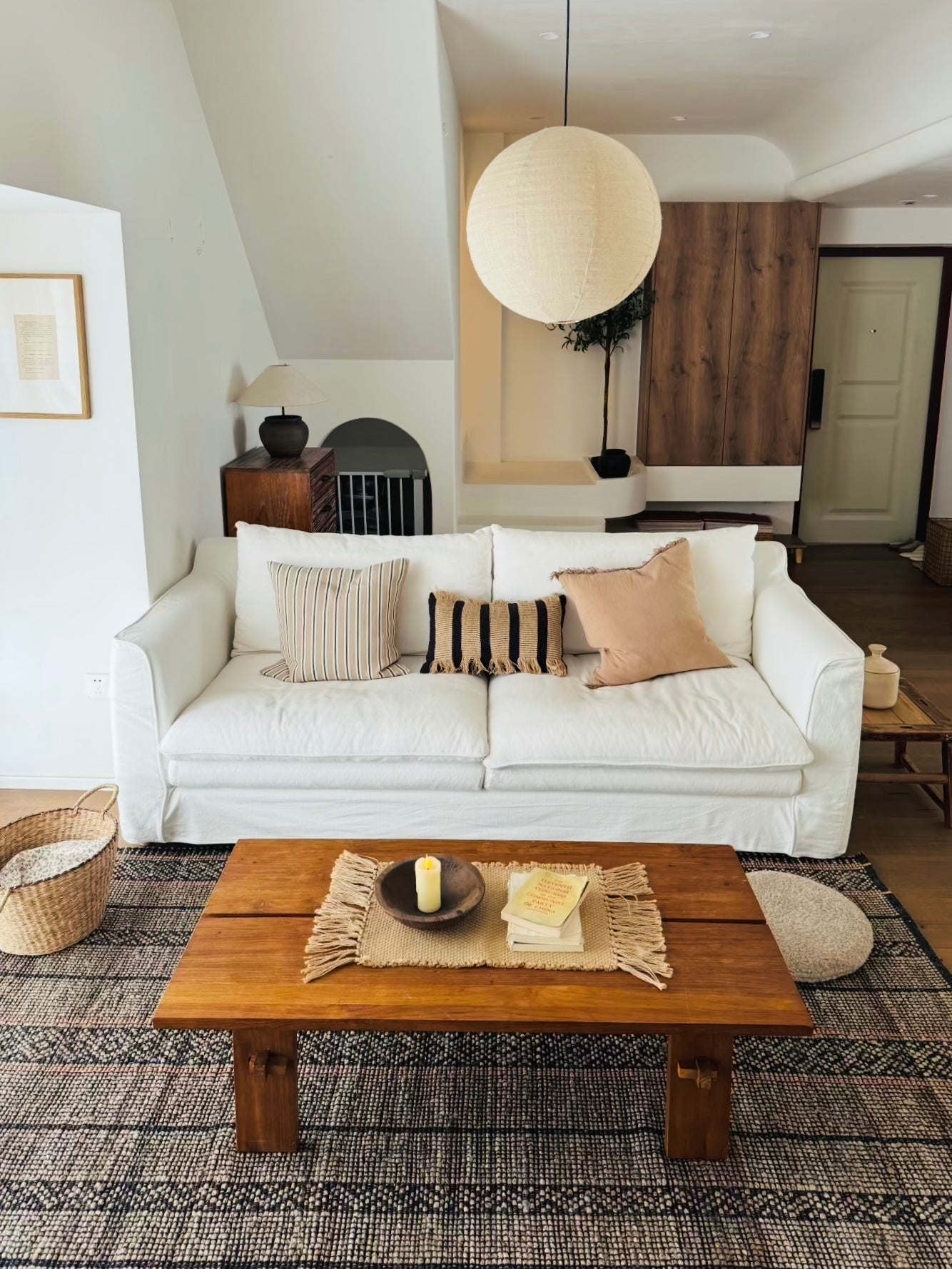How to Make Your Living Room Cosy