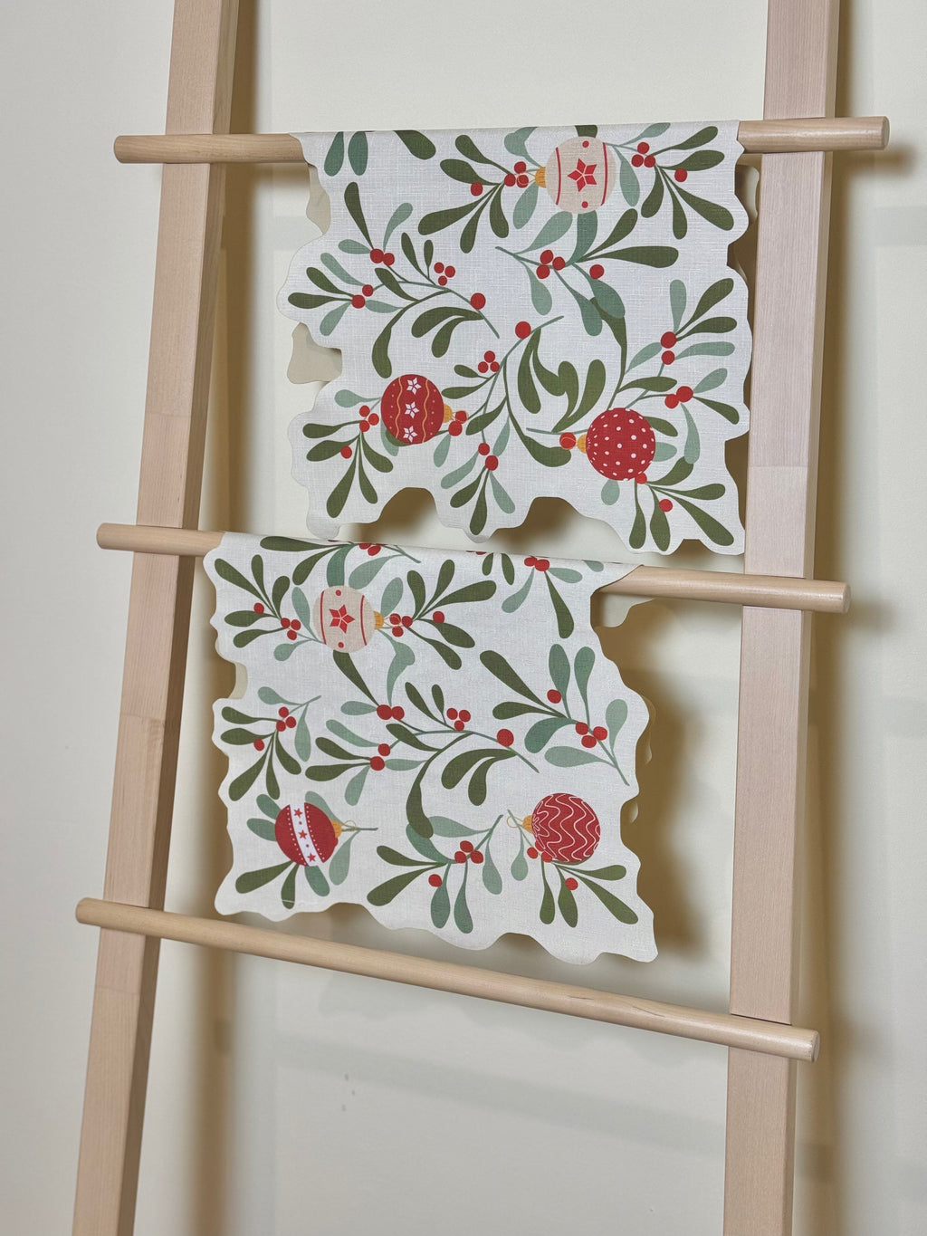 Festoon Olive Placemat