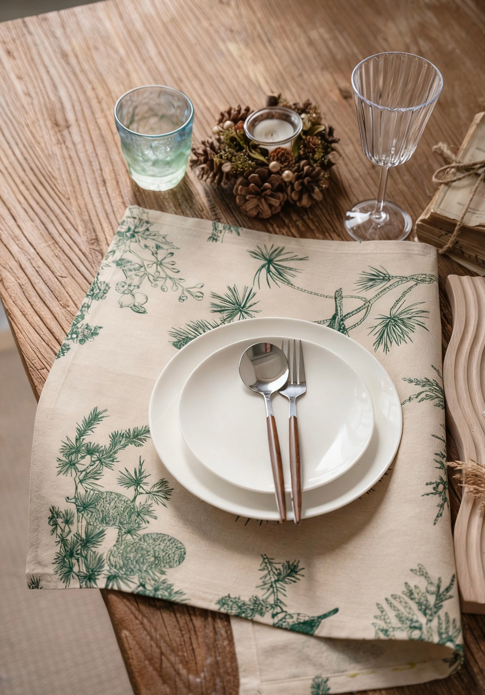 Placemat with Pinecone Print - Merry Green Homeware